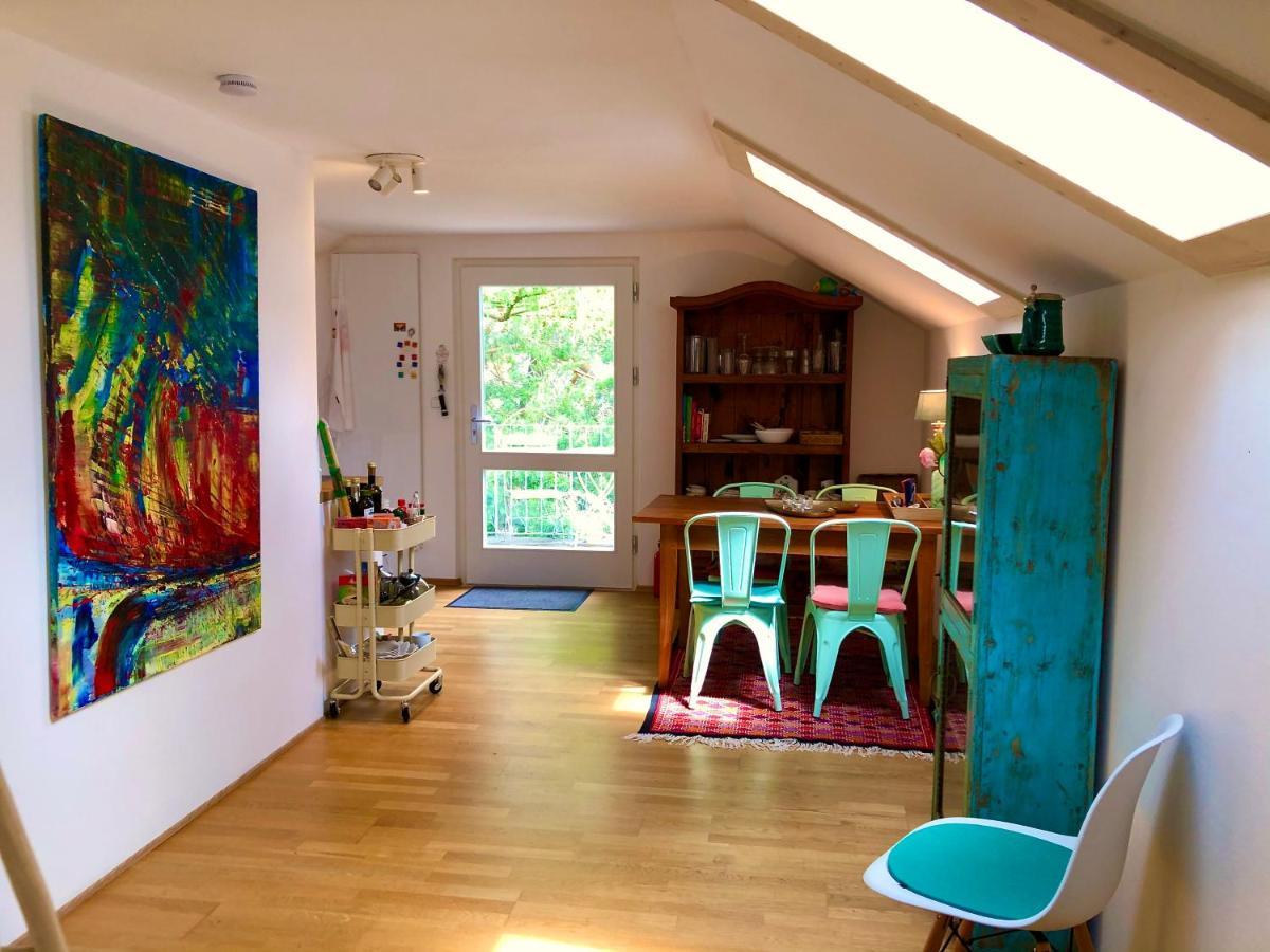 Charmante Ferienwohnung mit Balkon im 5-Seen-Land Hechendorf am Pilsensee Buitenkant foto