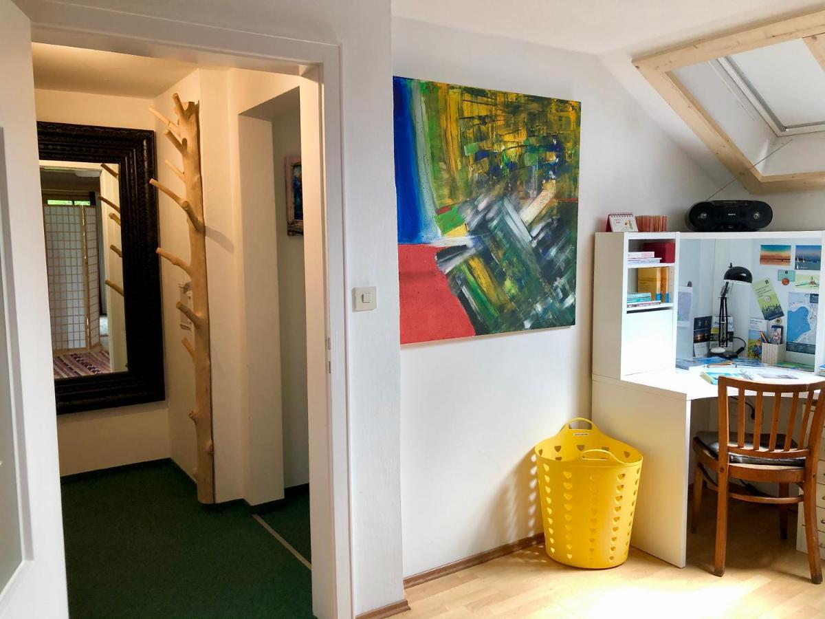 Charmante Ferienwohnung mit Balkon im 5-Seen-Land Hechendorf am Pilsensee Buitenkant foto