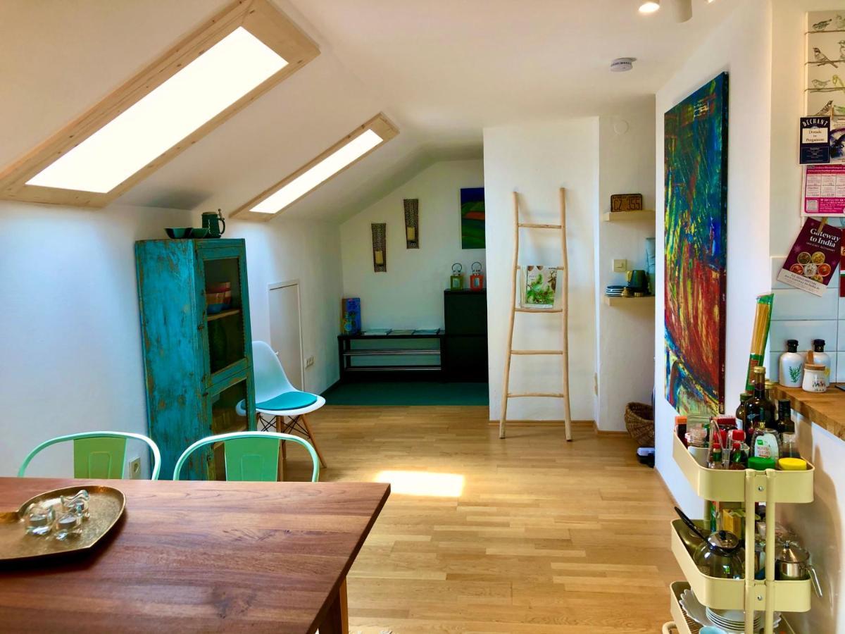 Charmante Ferienwohnung mit Balkon im 5-Seen-Land Hechendorf am Pilsensee Buitenkant foto