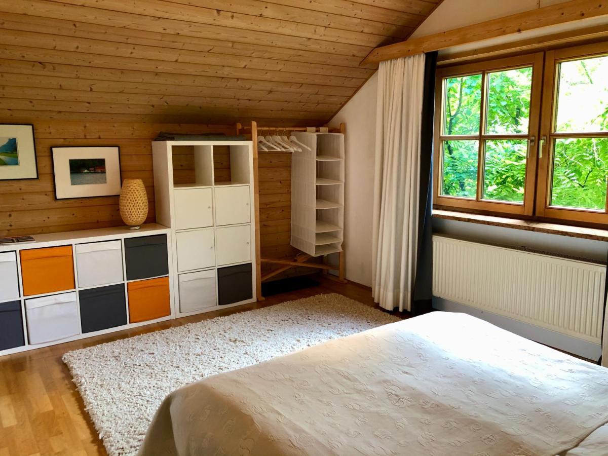Charmante Ferienwohnung mit Balkon im 5-Seen-Land Hechendorf am Pilsensee Buitenkant foto