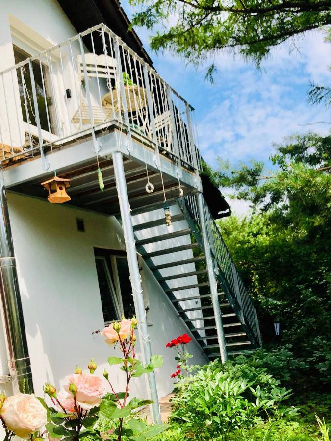 Charmante Ferienwohnung mit Balkon im 5-Seen-Land Hechendorf am Pilsensee Buitenkant foto