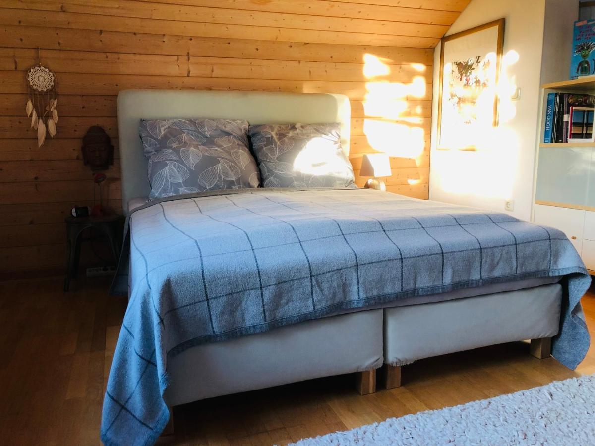 Charmante Ferienwohnung mit Balkon im 5-Seen-Land Hechendorf am Pilsensee Buitenkant foto